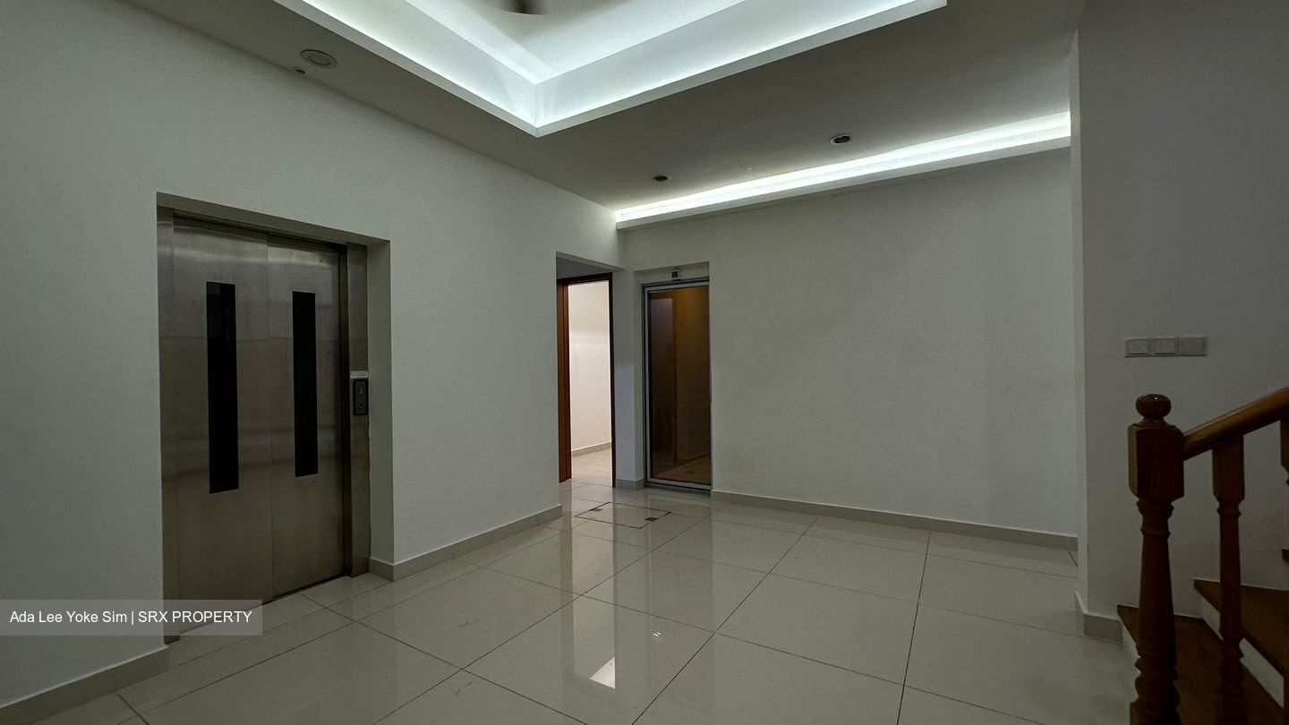Lian Villas (D15), Terrace #432230411